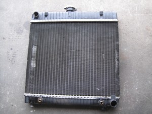BENZ　W123　Radiator
