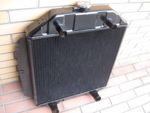 49 Ford SHOE BOX　Radiator