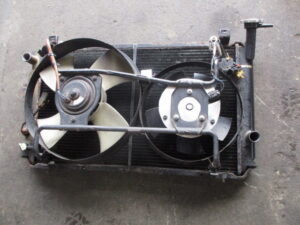 NISSAN SUNNY HB12 Radiator