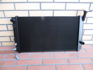 NISSAN SUNNY HB12 Radiator