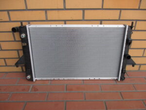 GM Saturn SC2 Radiator