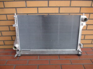 ASTON MARTIN VANQUISH Radiator＆Oilcooler