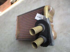 MITSUBISHI DELICA SPACE GEAR Heatercore