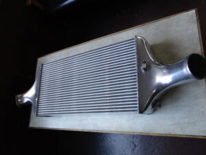 HKS SKYLINE R32 INTERCOOLER