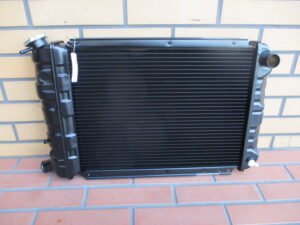 NISSAN LAUREL C30 Radiator