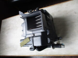 TOYOTA HIACE LH61 Evaporator