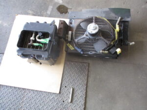 Delivery LY152 Condenser