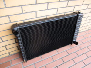 y1966 Pontiac Bonneville Radiator