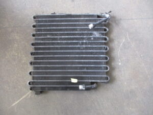 DAIHATSU MIRA L70V AC Condenser
