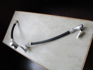 Mercedes-Benz W126 AC Hose