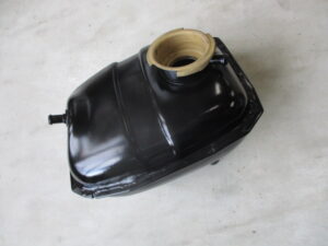 land rover defender radiator overflow tank