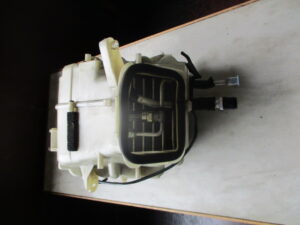 TOYOTA CROWN MS110 Evaporator