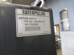 某空港 除雪車 キャタピラー製 ラジエーター修理