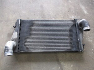 HINO LIESSE（リエッセ）RX6JFA インタークーラー修理