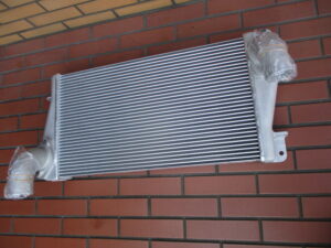 HINO LIESSE（リエッセ）RX6JFA インタークーラー修理